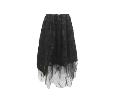 Asymmetric skirt